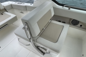 24ft Boston Whaler Yacht For Sale