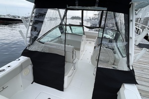 24ft Boston Whaler Yacht For Sale