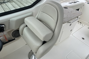 24ft Boston Whaler Yacht For Sale