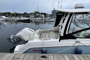 24ft Boston Whaler Yacht For Sale