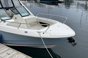 24ft Boston Whaler Yacht For Sale