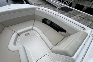 24ft Boston Whaler Yacht For Sale