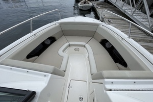 24ft Boston Whaler Yacht For Sale