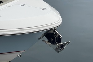 24ft Boston Whaler Yacht For Sale
