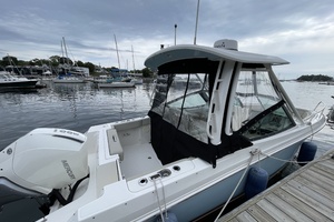 24ft Boston Whaler Yacht For Sale