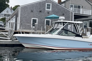 24ft Boston Whaler Yacht For Sale