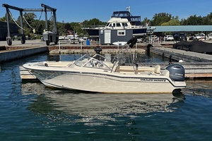 22ft Grady White Yacht For Sale