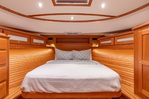 SALT THERAPY 45ft Sabre Yacht For Sale