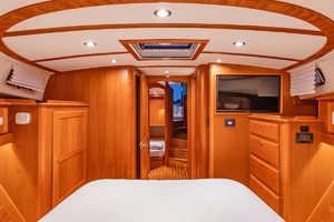 SALT THERAPY 45ft Sabre Yacht For Sale