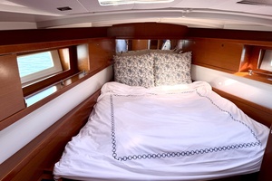 45ft Beneteau Yacht For Sale