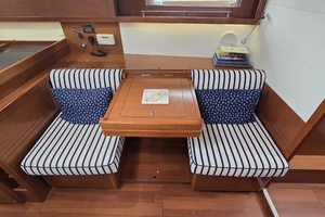 45ft Beneteau Yacht For Sale