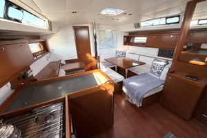 45ft Beneteau Yacht For Sale