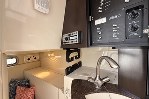 Belenos 28ft Boston Whaler Yacht For Sale