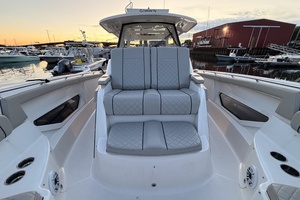 Sea Shed 37ft Pursuit Yacht For Sale