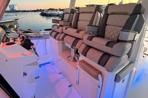 Sea Shed 37ft Pursuit Yacht For Sale