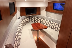 Sea Shed 37ft Pursuit Yacht For Sale