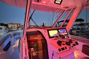 Sea Shed 37ft Pursuit Yacht For Sale