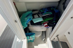 23ft Robalo Yacht For Sale