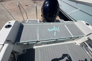 23ft Robalo Yacht For Sale