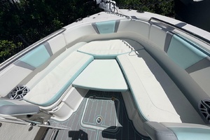 23ft Robalo Yacht For Sale
