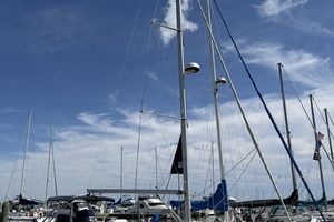 Chrisalyss 33ft Hunter Yacht For Sale