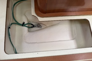Chrisalyss 33ft Hunter Yacht For Sale