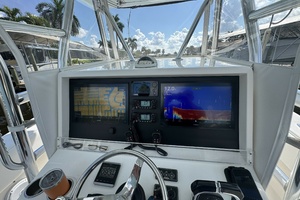 Line Holder 36ft Invincible Yacht For Sale