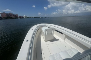 Line Holder 36ft Invincible Yacht For Sale