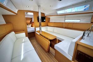 Polaris 37ft Jeanneau Yacht For Sale