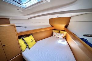 Polaris 37ft Jeanneau Yacht For Sale