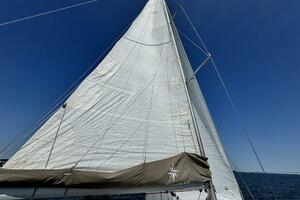 Polaris 37ft Jeanneau Yacht For Sale