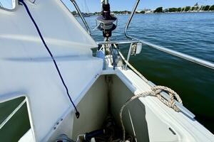 Polaris 37ft Jeanneau Yacht For Sale