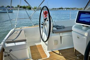 Polaris 37ft Jeanneau Yacht For Sale