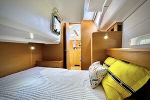 Polaris 37ft Jeanneau Yacht For Sale