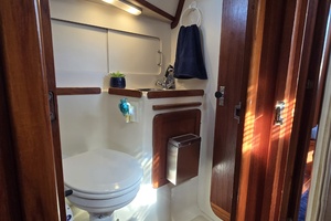 La Sirena 35ft Caliber Yacht For Sale