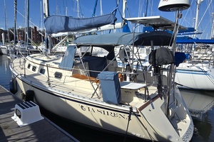 La Sirena 35ft Caliber Yacht For Sale