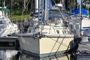 La Sirena 35ft Caliber Yacht For Sale