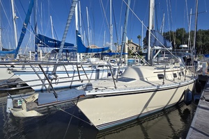 La Sirena 35ft Caliber Yacht For Sale