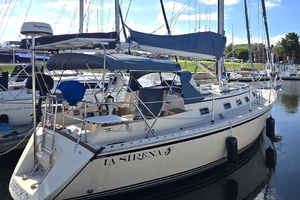 La Sirena 35ft Caliber Yacht For Sale
