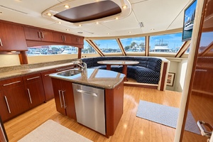Bamboozled Again 80ft Lazzara Yachts Yacht For Sale