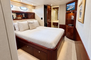 Bamboozled Again 80ft Lazzara Yachts Yacht For Sale