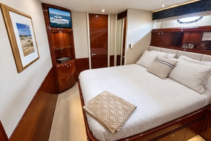 Bamboozled Again 80ft Lazzara Yachts Yacht For Sale