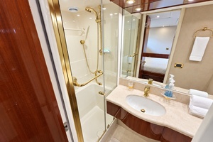 Bamboozled Again 80ft Lazzara Yachts Yacht For Sale