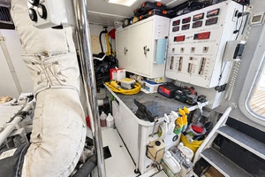 Bamboozled Again 80ft Lazzara Yachts Yacht For Sale