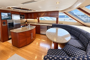 Bamboozled Again 80ft Lazzara Yachts Yacht For Sale