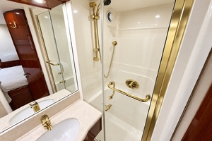 Bamboozled Again 80ft Lazzara Yachts Yacht For Sale