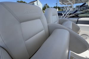 29ft Jupiter Yacht For Sale