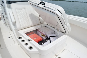 34ft Fountain Yacht For Sale