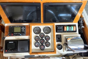Bella Cosa 43ft Grand Banks Eastbay Yacht For Sale