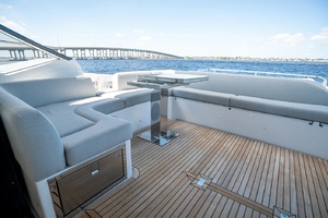 60ft Azimut Yacht For Sale